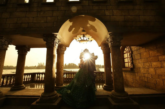 Idées-de-décoration-pour-un-mariage-Ambiance-élégante-et-romantique Five Women